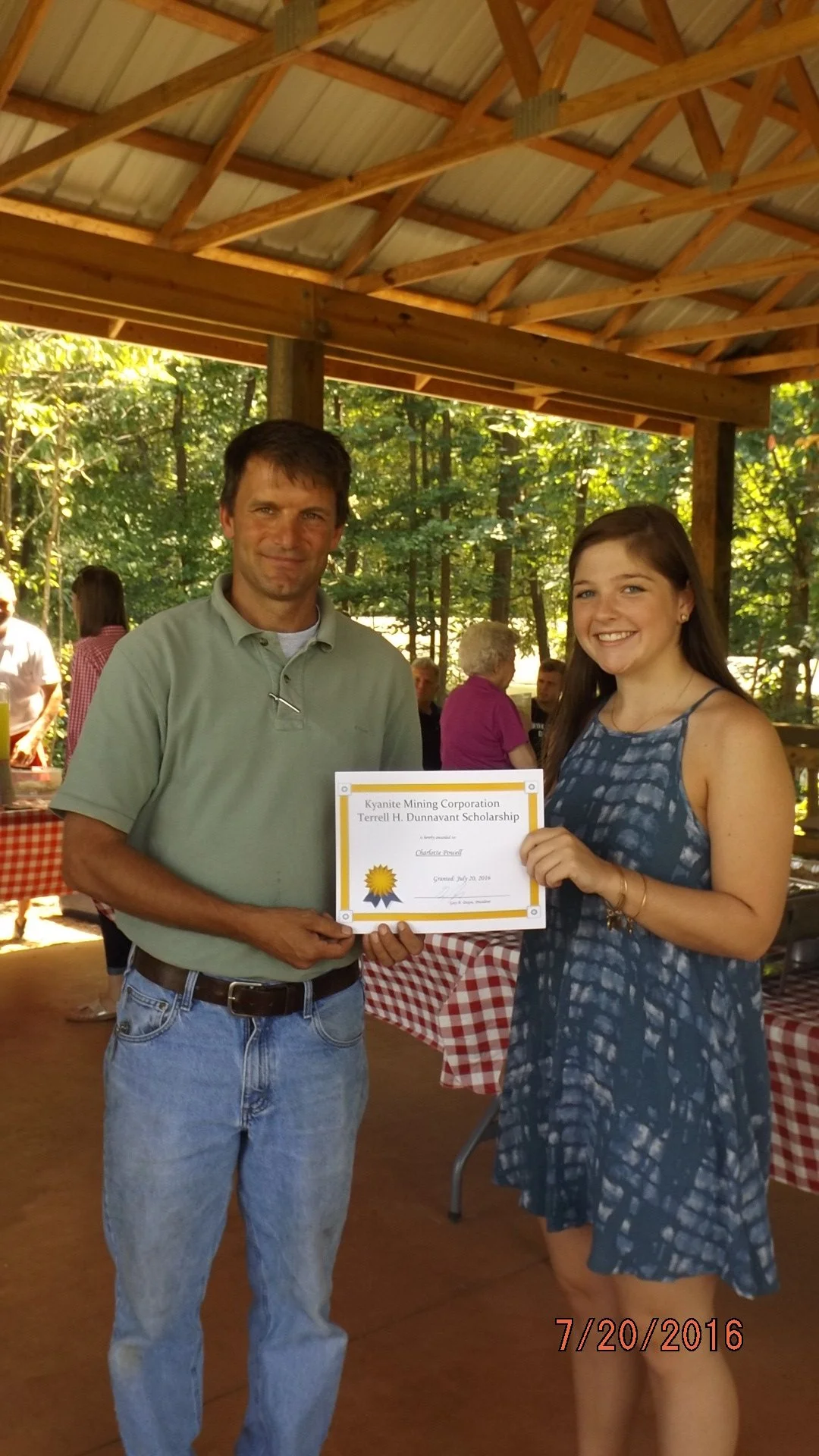 2016 Scholarship Picnic.JPG